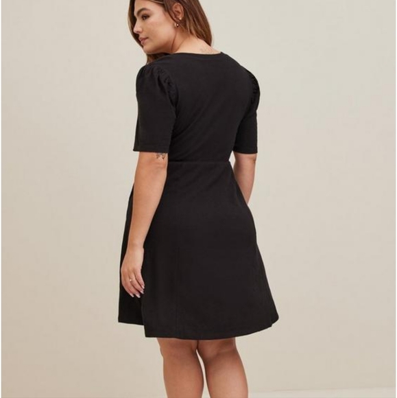 Torrid NEW! NWT Mini Slub Puff Sleeve Skater Dress - Picture 4 of 7